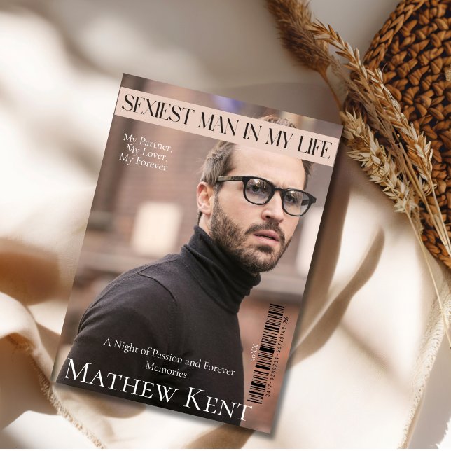 Tarjeta Festiva Hombre más sexy de mi vida Revista portada (Sexiest Man in My Life Magazine cover Holiday Card)