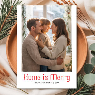 Tarjeta Festiva Home is Merry Warm Family Holiday Card
