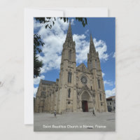 Iglesia de San Baudilus en Nimes, Francia, en una