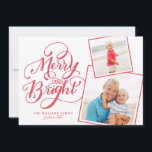 Tarjeta Festiva Instantáneas de Navidades floridos y merry a mano<br><div class="desc">Tarjeta de fotografía de navidad moderna con una exclusiva tipografía escrita a mano que dice "Merry and Bright"</div>