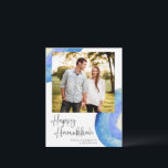 Tarjeta Festiva Janucá | Foto de Acuarela Azul Abstracta Moderna<br><div class="desc">Tarjeta de vacaciones de Janucá con Foto de Acuarela Azul Abstracta Moderna</div>