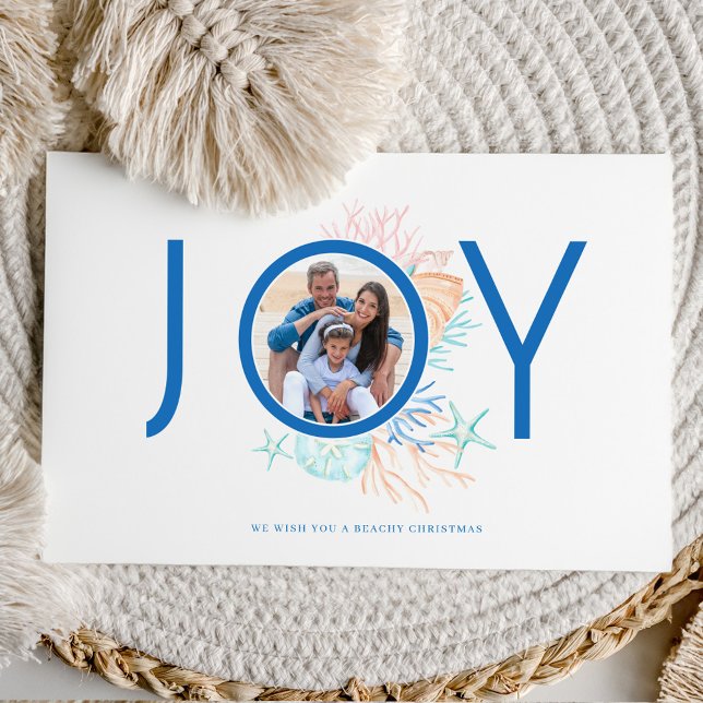 Tarjeta Festiva Joy Blue Coastal Navidades Beach Seashell Photo (Joy Blue Coastal Christmas Beach Seashell Photo Holiday Card)