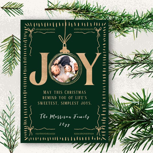 Tarjeta Festiva JOY Evergreen Gold Accents Classy Christmas Photo (JOY Evergreen Gold Accents Classy Christmas Photo Holiday Card)