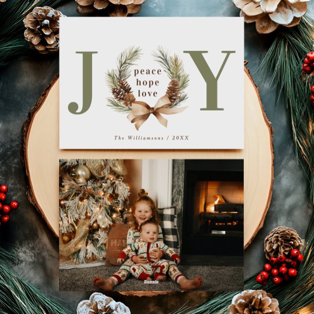 Tarjeta Festiva Joy Typographic Pine Cone Wreath Foto (Subido por el creador)