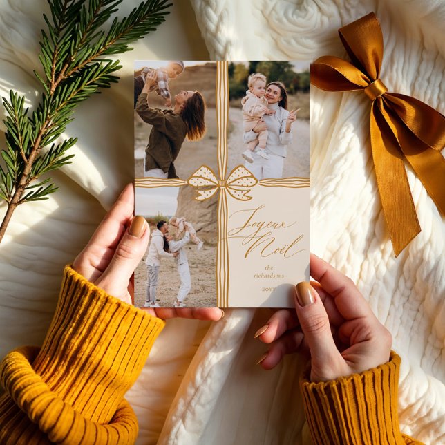 Tarjeta Festiva Joyeux Noël Elegant Bow Present Collage de fotos (Joyeux Noël Elegant Bow Present Photo Collage Holiday Card)