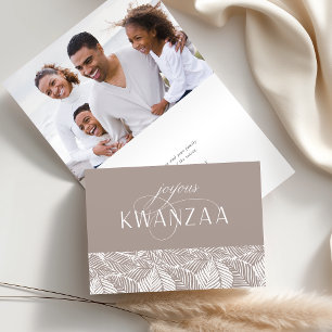 Tarjeta Festiva Joyous Flourish   Foto interna doblada Kwanzaa