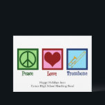 Tarjeta Festiva Jugador de Trombón Amor Paz Personalizado Lindo<br><div class="desc">Tarjeta personalizada de Paz Amor Trombón para un miembro de la banda de marcha que ama tocar un instrumento de metal. Un lindo signo de paz,  corazón y trombón en tarjetas navideñas personalizadas.</div>
