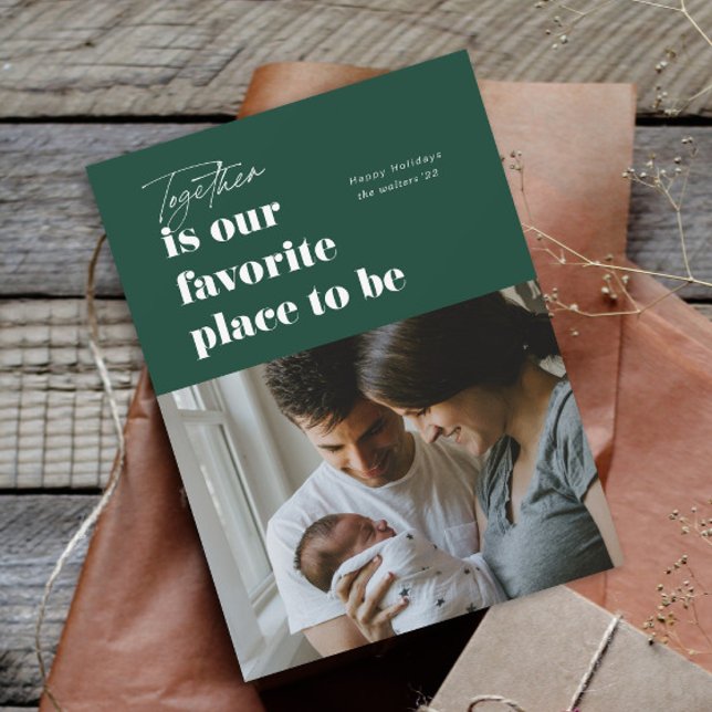 Tarjeta Festiva Juntos es nuestro lugar favorito 4 Photo (Simple together is our favorite place to be 4 photo christmas holiday cards.)