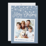 Tarjeta Festiva La caligrafía ilumina la fotografía de cámara inst<br><div class="desc">Guión moderno de caligrafía divertida,  foto al estilo de la cámara instantánea Tarjeta navideña - Azul agitado con luces de cadena</div>