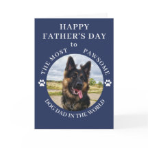 La foto del papá perro más genial azul