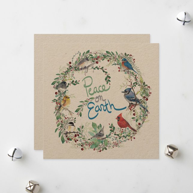 Tarjeta Festiva La paz de vacaciones en la Tierra (Holiday Peace On Earth Birds Wreath from Jenn Steffen Art.)
