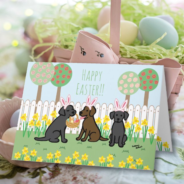 Tarjeta Festiva Laboratorio de chocolate y Jardín de conejitos de  (Chocolate Lab and Black Lab Easter Bunnies Greeting Cards.  Cute Labrador Cartoon Design.)
