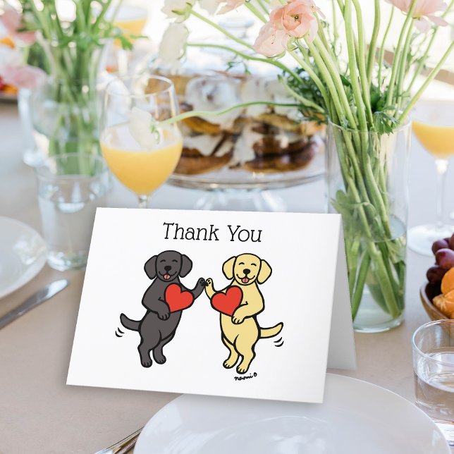 Tarjeta Festiva Labrador negro y labrador amarillo gracias (Black Lab and Yellow Lab Smiling Thank You Cards for Labrador Owners.  Lovable cartoon art.)
