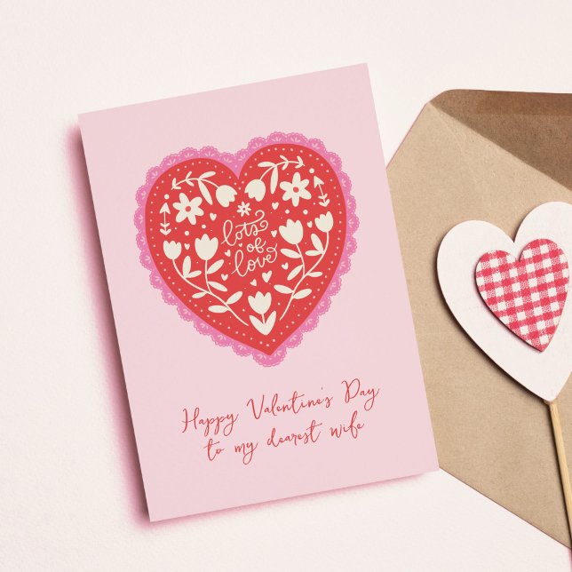 Tarjeta Festiva Lace Doily Heart Hand-Drawn Valentine's Day (Lace Doily Heart Valentine's Day card with "lots of love" message.)