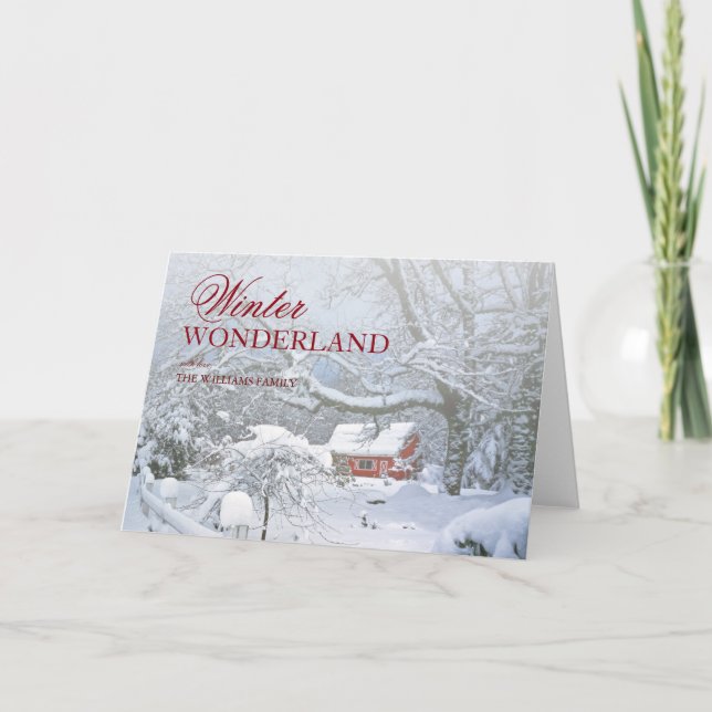 Tarjeta Festiva Las cubiertas de nieve ajardinan y granero rojo en (Anverso)