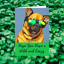 Tarjeta Festiva Lentes de sol salvajes y locos del San Patricio