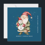 Tarjeta Festiva Llanto de negocios navideño Gnome y Snowman Merry<br><div class="desc">Un gnomo vestido de rojo se encuentra junto a un muñeco de nieve con un gorra de elfo verde y una bufanda roja. Están rodeadas por un polvo de nieve blanca que aparece en el fondo azul oscuro. La estética minimalista se crea con una simple Feliz Navidad a continuación y...</div>