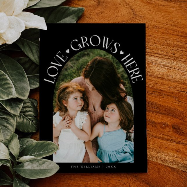 Tarjeta Festiva Love Grows Here Black Arch Valentines Day (Subido por el creador)