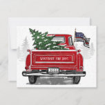 Tarjeta Festiva Luminoso bombero de camiones rojos con bandera de<br><div class="desc">Esta rústica tarjeta de vacaciones para bomberos y departamentos de bomberos cuenta con un camión rojo vintage con un árbol de Navidad y una delgada bandera roja sobre un fondo de falsos árboles de pino y madera blanca. La parte trasera de la tarjeta es blanca con escritura negra y dice:...</div>