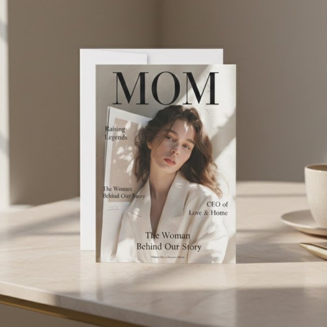 Tarjeta Festiva Luxury Personalized Mom Photo Magazine Cover  (Subido por el creador)
