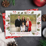 Tarjeta Festiva Marco de las ramas de Berry | Plano de fotos de Na<br><div class="desc">Marco de las ramas de Berry | Tarjeta plana de fotos de Navidades modernos. (1) Para una mayor personalización, haga clic en el enlace "personalizar adicional" y utilice nuestra herramienta de diseño para modificar esta plantilla. (2) Si prefiere papeles más gruesos / Acabado mate, puede considerar la opción Tipo de...</div>