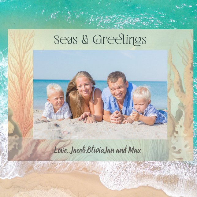 Tarjeta Festiva Mares y Saludos Foto de Playa (Seas & Greetings Beach Themed Holiday Christmas Greeting Card. Perfect for tropical vacation photos.)