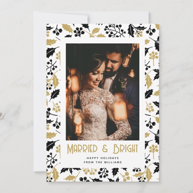 Tarjeta Festiva Married and Bright Black Gold Photo Christmas Card (Anverso)