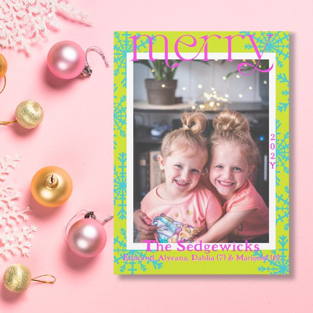 Tarjeta Festiva Merry Bright Snowflake Modern Maxima Photo (Bright Merry Snowflakes photo card in pear green, turquoise, and fuchsia.)