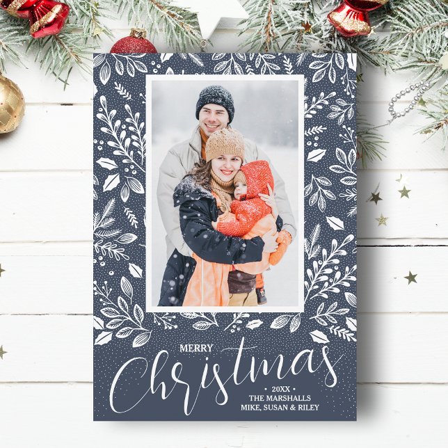 Tarjeta Festiva Merry Christmas Botanicals Photo Denim (
White botanicals on blue Merry Christmas photo holiday cards, PRINTED and/or INSTANT DOWNLOAD)