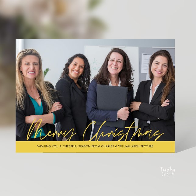 Tarjeta Festiva Merry Christmas Business Team Photo (Merry Christmas Business Team Photo Modern minimal Holiday Card for Clients in Yellow Gold )