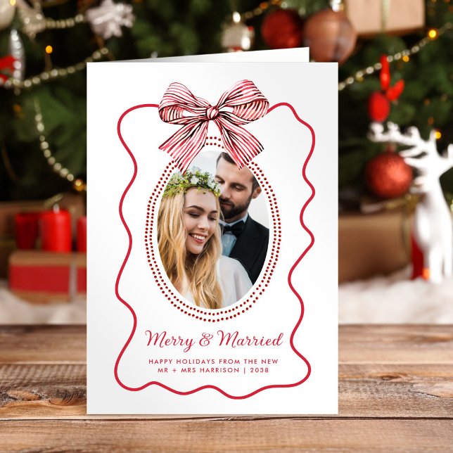 Tarjeta Festiva Merry Married Red Wavy Frame Bow Photo Navidades (Subido por el creador)