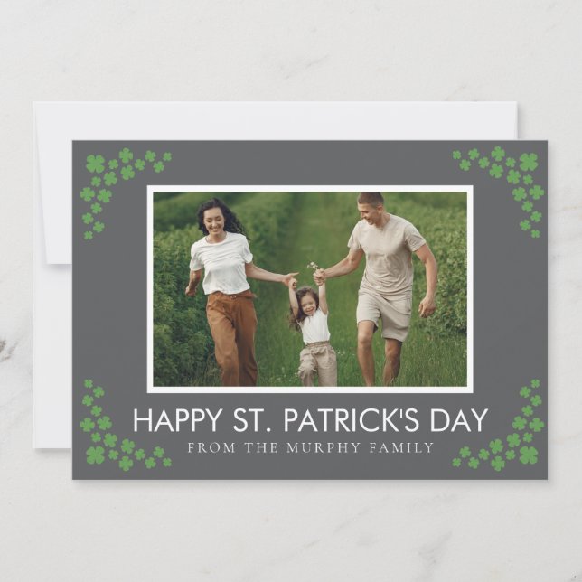 Tarjeta Festiva Minimalist lucky shamrock st. Patrick's Day Photo