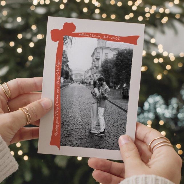 Tarjeta Festiva Minimalist Orange Bow Retro Photo Christmas (Subido por el creador)