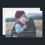 Tarjeta Festiva Minimalista foto escrita a mano Feliz Hanukkah<br><div class="desc">¡Feliz tarjeta Hanukkah! Una tipografía moderna para esta colección de tarjetas fotográficas de vacaciones de invierno. Para personalizar con tu foto familiar favorita. También puede cambiar fácilmente el color del tipo de letra o del fondo a su gusto.</div>