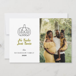 Tarjeta Festiva Minimalista moderno Spooky Happy Halloween 1 Photo