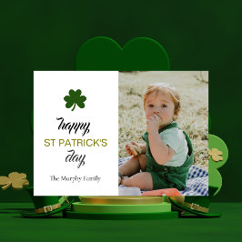 Tarjeta Festiva Minimalista y afortunado shamrock st. Foto del Día