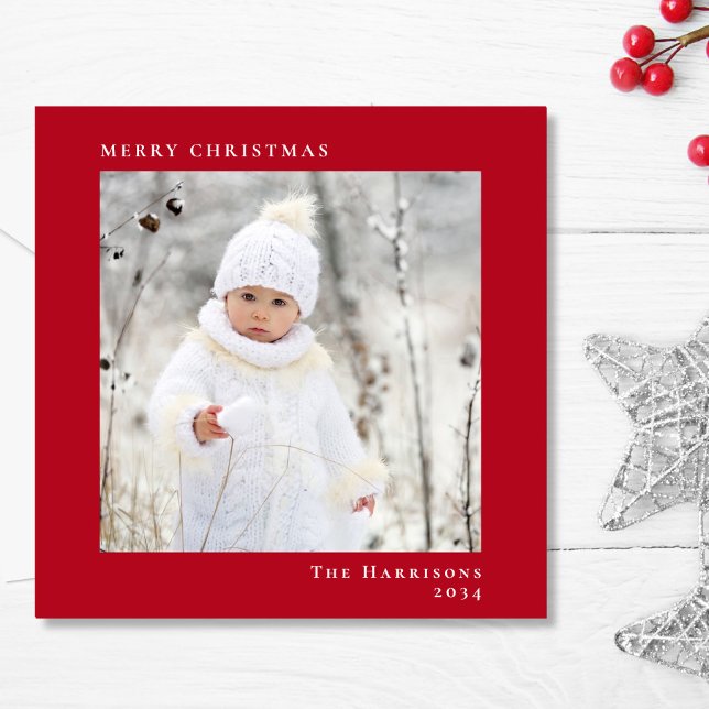 Tarjeta Festiva Mínimo moderno Fotos navideñas rojas (Share the love and warmth of the season with your personalized photo Christmas card)