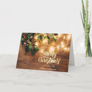 Tarjeta Festiva Mistletoe, String Lights, Wood Navidades