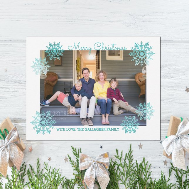 Tarjeta Festiva Moda verde azulada impactante foto de festividad c (Teal Shimmering Chic Snowflake Photo Holiday Card)