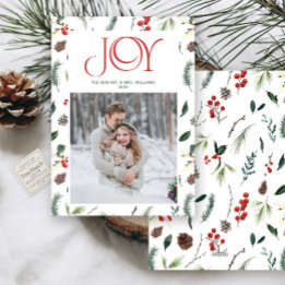 Tarjeta Festiva Modern Joy Red Berry Botanical Photo Mr & Mrs.