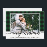 Tarjeta Festiva Moderna caligrafía Foto Navidades Green Plaid<br><div class="desc">Tarjeta de Navidades de fotografía de parejas de plástico verde con caligrafía moderna</div>