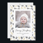 Tarjeta Festiva Moderno Black Script Cute Gold Black Gifts Pattern<br><div class="desc">¡Envíe personalizable y saludos personalizados de vacaciones a amigos, colegas y familia en simples, minimalistas, elegantes, divertidas, festivas y modernas tarjetas fotográficas! Un hermoso marco de variedad de regalos y regalos de Navidades dorados y negros envueltos con cintas rodea tu foto. El saludo " Feliz Navidad " está escrito en...</div>