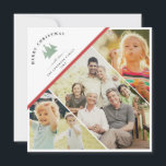 Tarjeta Festiva Moderno Collage de fotos exclusivo MERRY CHRISTMAS<br><div class="desc">Esta moderna tarjeta de Navidades brilla a través de un divertido diseño de 3 fotos, escritura de moda y tipografía minimalista, así como el uso fresco del rústico y afligido ilustracion del árbol de Navidad. Por favor, personalizar con tus 3 fotos favoritas, nombre de familia y año - y la...</div>