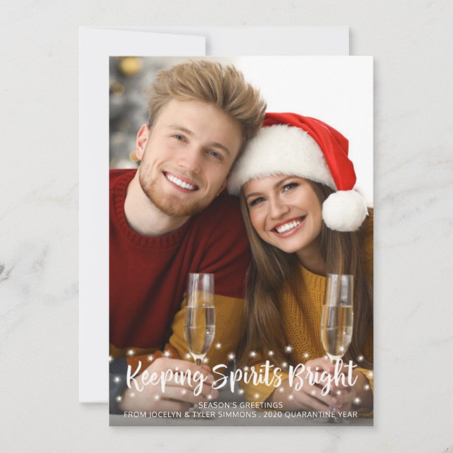 Tarjeta Festiva Moderno KEEPING SPIRITS BRIGHT Script Fairy Lights (Anverso)
