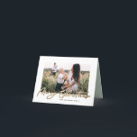 Tarjeta Festiva Moderno Navidades de fotografía minimalistas guión<br><div class="desc">La follaje mínimo moderno fue de año para recordar el efecto oro guión guión tarjeta de Navidades de vacaciones de vacaciones. El eucalipto pintado a mano,  el follaje mínimo y la moderna corona rústica de mimbre le dan a esta tarjeta un ambiente lujoso. En verdes,  marrones y grises elegantes.</div>