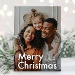Tarjeta Festiva Moderno y simple negrita Tipo dos Foto<br><div class="desc">La moderna y simple tarjeta de vacaciones de tipo dos para fotos de negrita presenta una foto completa de la sangre en la parte delantera,  junto con otra foto en la parte trasera y en la habitación para su mensaje más largo.</div>