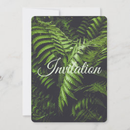 Tarjeta Festiva Moody Dark Green Fern Woodland Wedding