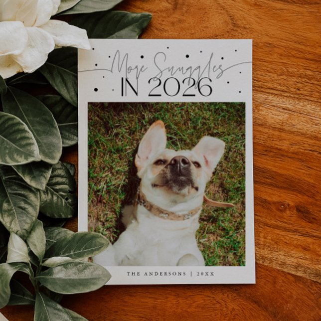 Tarjeta Festiva More Snuggles 2026 New Year White Pet Photo (Subido por el creador)
