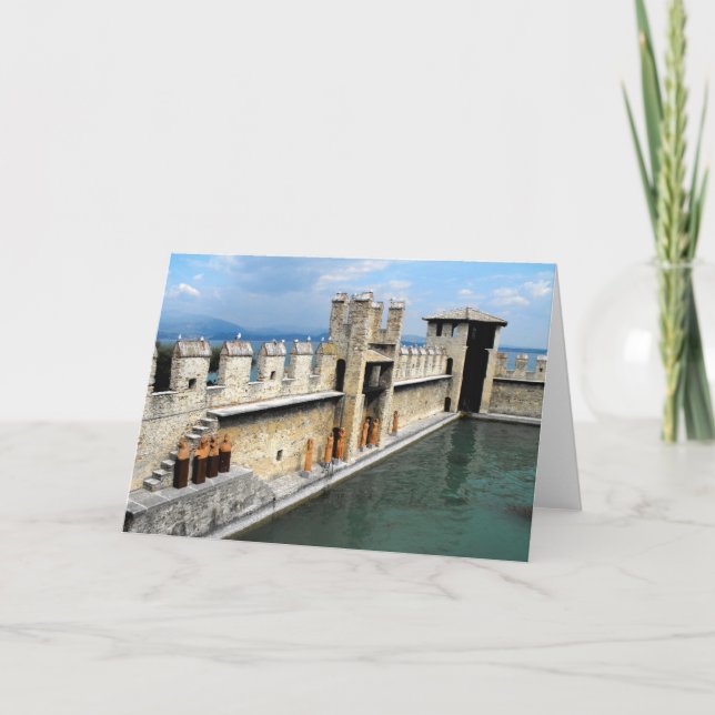 Tarjeta Festiva Murallas del castillo, Sirmione, Lago de Garda, It (Anverso)