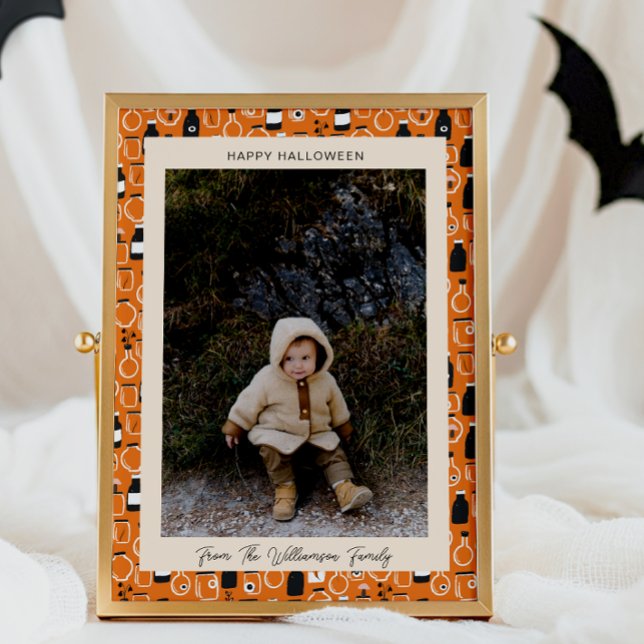 Tarjeta Festiva Naranja negro moderno apothecary Halloween Photo (Subido por el creador)